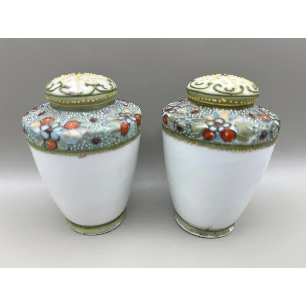 Vtg Porcelain Moriage Hand Painted Salt and Pepper Shakers Floral Green 3